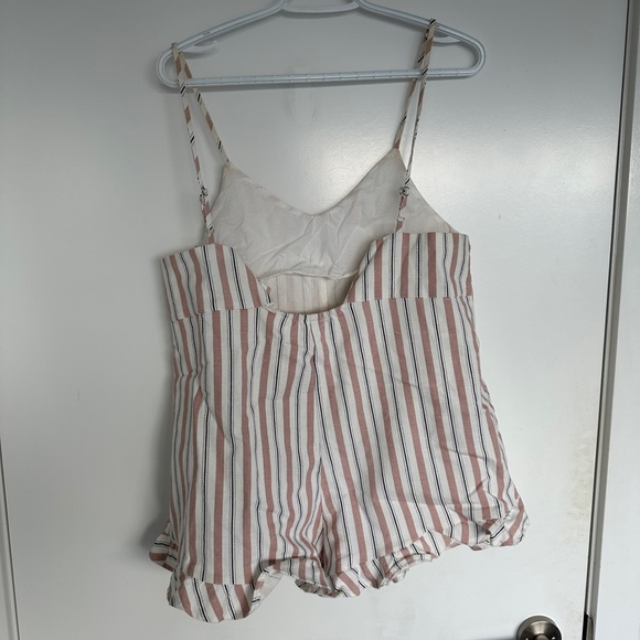 Princess Polly Beach Cover Up Romper Size US6 - Picture 2 of 3